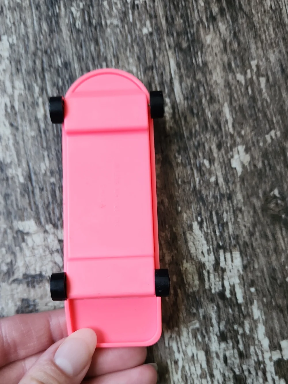 Vintage 1996 Barbie Skateboard